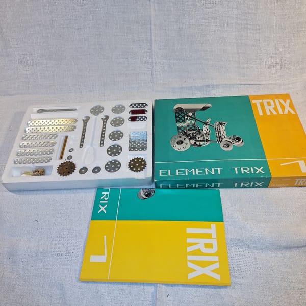 TRIX Bausätze - TRIX Construction Kits (view all 6 here)